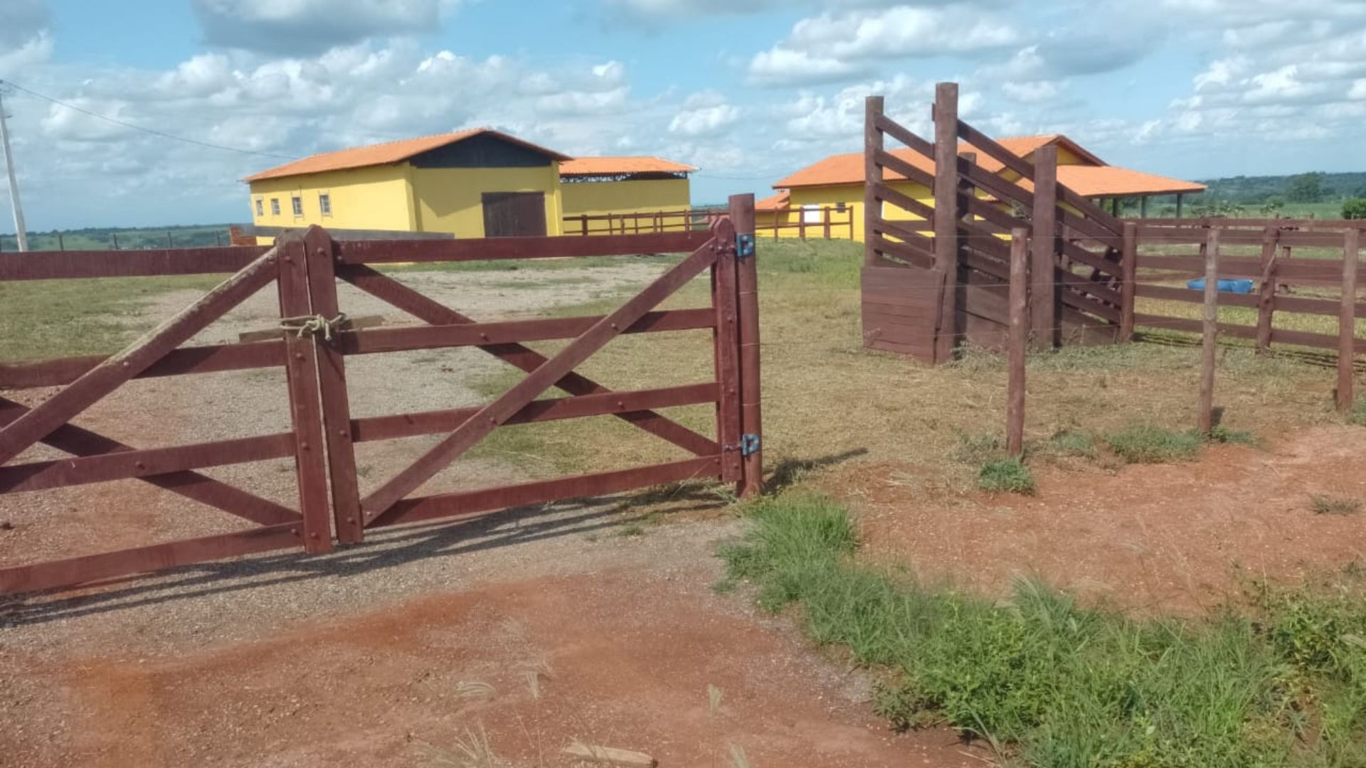 Pequeno Haras à Venda